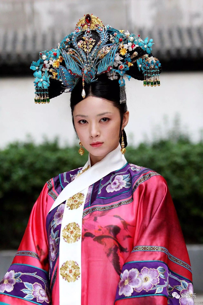 my nhan thien long bat bo voi nhan sac van nguoi me nhung van bi ban trai kem 13 tuoi roi bo2