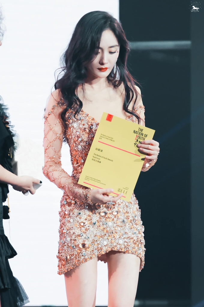 duong mich dien vay ho bao khoe vong 1 khung doi chan dat gia noi bat tai su kien5