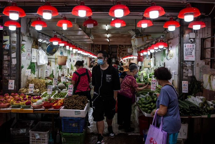 my trung phat 7 quan chuc trung quoc canh bao doanh nghiep rui ro gia tang o hong kong2 my trung phat 7 quan chuc trung quoc canh bao doanh nghiep rui ro gia tang o hong kong2