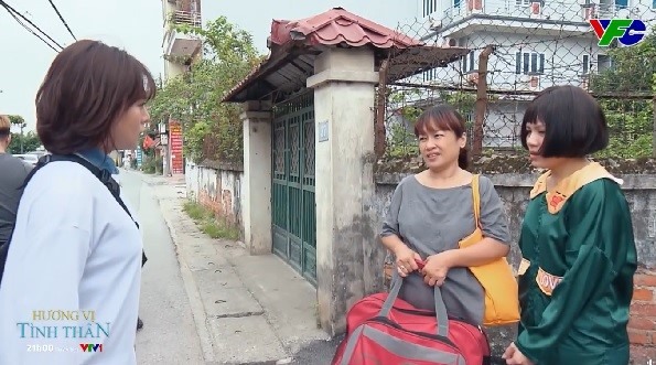 huong vi tinh than tap 70 nam uc phat khoc khi lai bi ba bich bo roi2 huong vi tinh than tap 70 nam uc phat khoc khi lai bi ba bich bo roi2