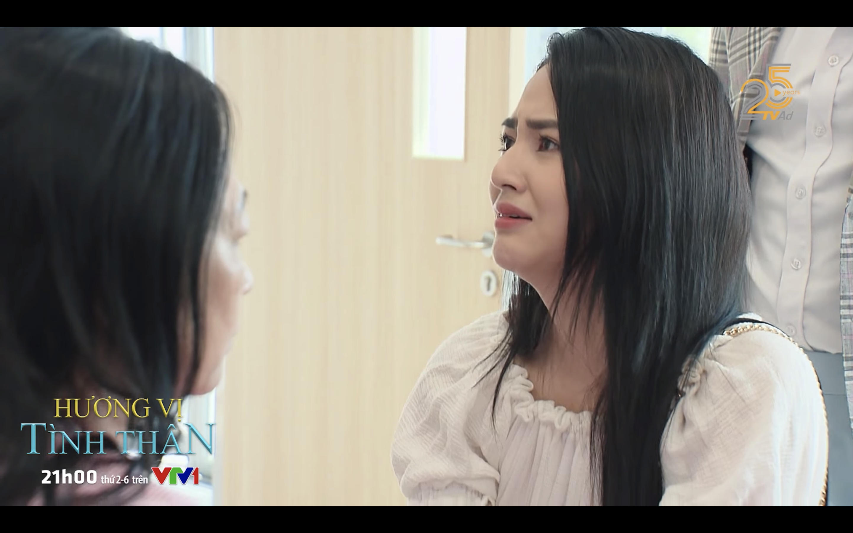 huong vi tinh than lo clip ba xuan di bar thien nga sap bi phat hien bo mat that2 huong vi tinh than lo clip ba xuan di bar thien nga sap bi phat hien bo mat that2