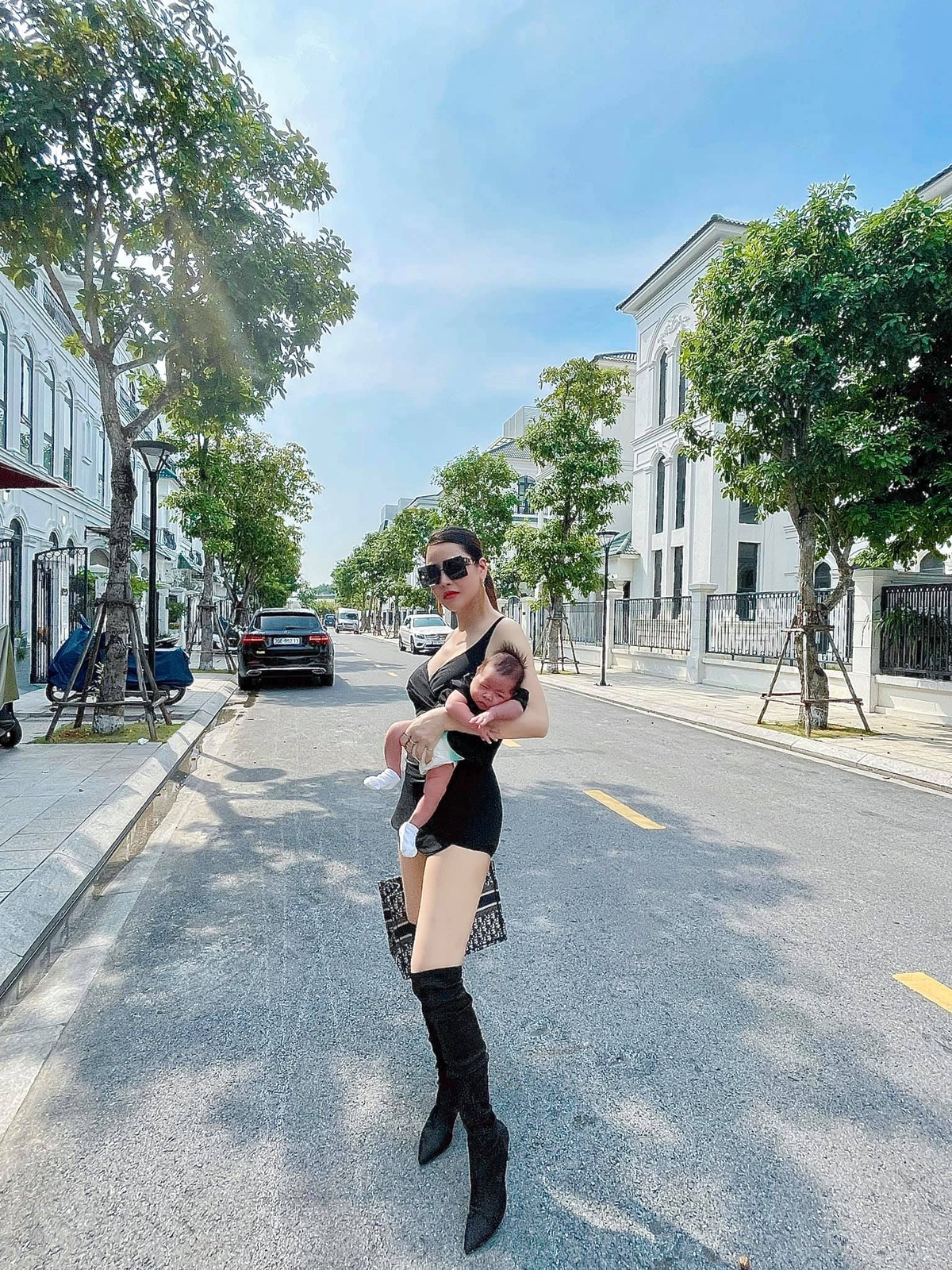 que van gay xon xao khi be con moi day thang di dao pho dan mang lo lang vi qua nguy hiem2 que van gay xon xao khi be con moi day thang di dao pho dan mang lo lang vi qua nguy hiem2