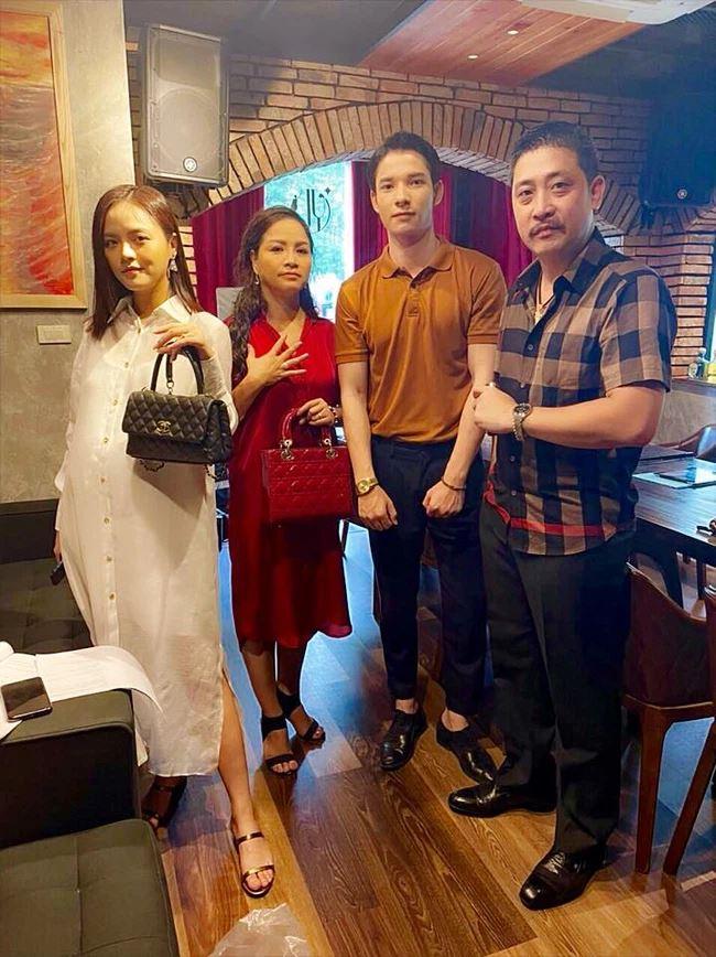 huong vi tinh than phan 2 lo anh thy mang bau lan 2 cham mat ke giet bo minh1 huong vi tinh than phan 2 lo anh thy mang bau lan 2 cham mat ke giet bo minh1