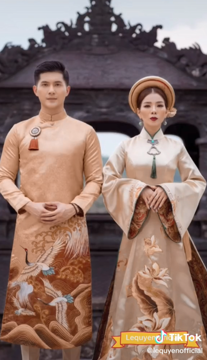 tin tuc giai tri moi nhat ngay 12 8 le quyen dap tra khi loat anh chup voi lam bao chau bi che nhu hai me con1 tin tuc giai tri moi nhat ngay 12 8 le quyen dap tra khi loat anh chup voi lam bao chau bi che nhu hai me con1