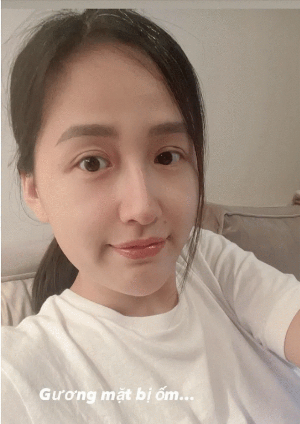 hoa hau mai phuong thuy khoe mat moc xinh dep lo chi tiet dac biet tren mai toc1 hoa hau mai phuong thuy khoe mat moc xinh dep lo chi tiet dac biet tren mai toc1