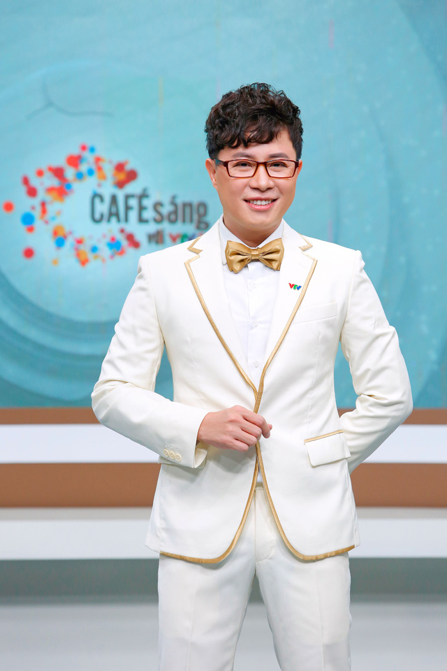 mc le anh giang vien dai hoc so huu thanh tich khung chuyen tinh 10 nam vien man voi hoc tro cu2 mc le anh giang vien dai hoc so huu thanh tich khung chuyen tinh 10 nam vien man voi hoc tro cu2