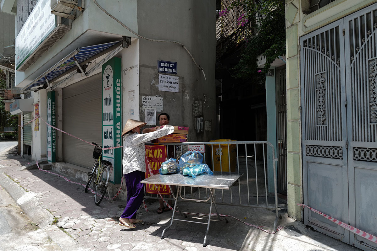 ha noi phong toa khu dan cu o phuong tho quan voi hon 1300 nhan khau1