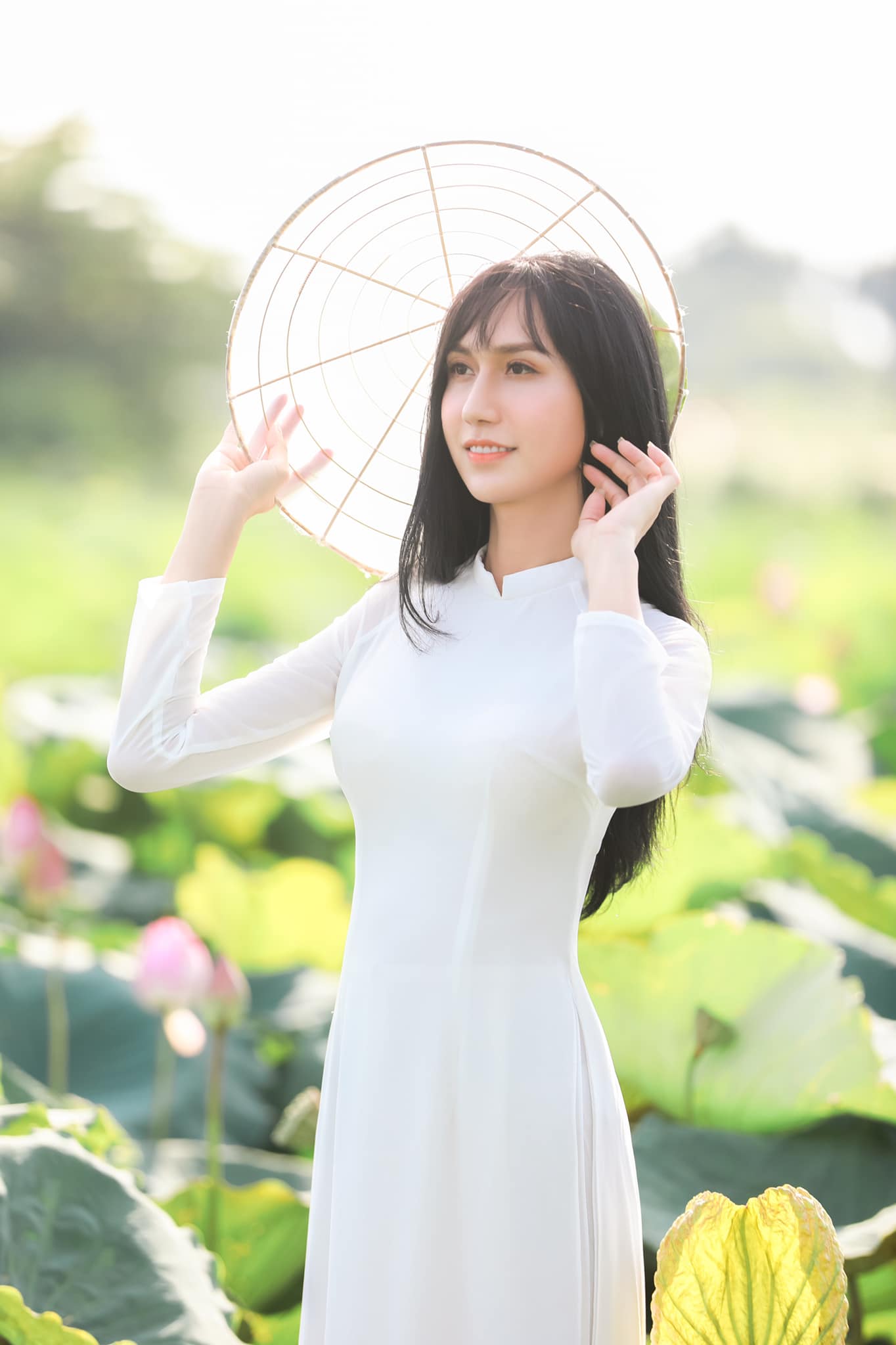 lynk lee dang anh khoe nhan sac xinh dep ro nghi van sang thai lan cat bo yet hau2 lynk lee dang anh khoe nhan sac xinh dep ro nghi van sang thai lan cat bo yet hau2