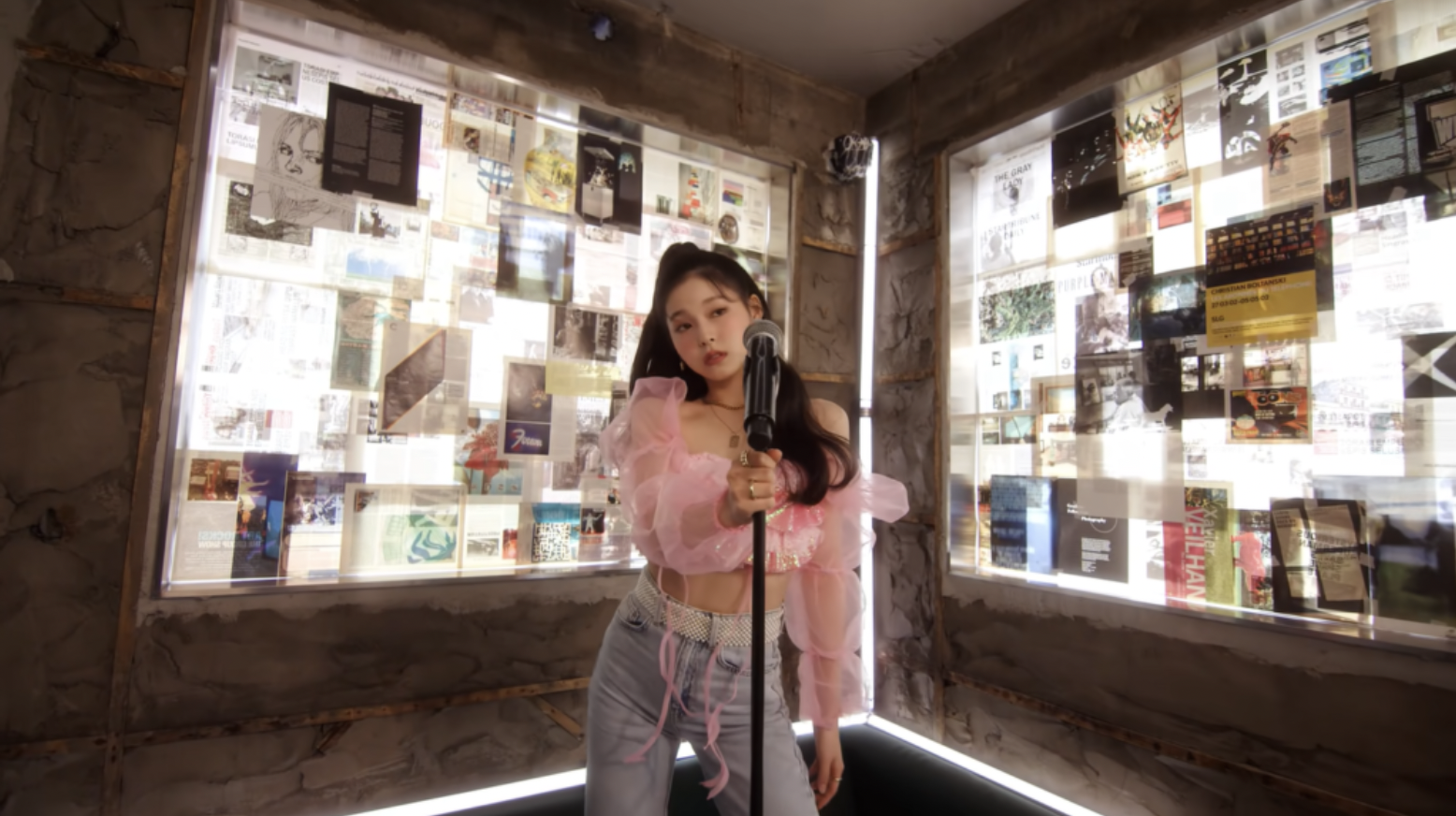 tan binh khung long kpop giong hat khong qua noi bat nhung visual duoc cham diem tuyet doi3