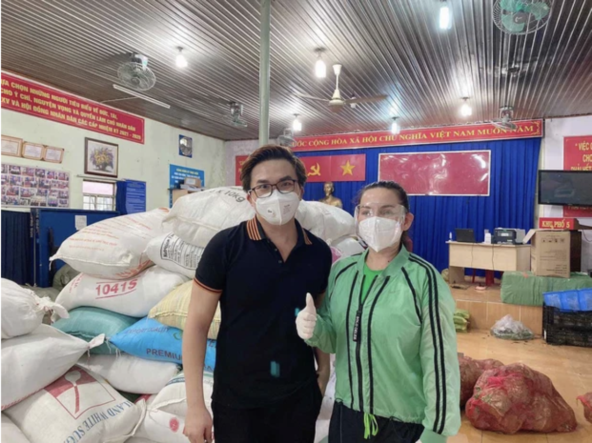 xot xa hinh anh ca si phi nhung trong chuyen tu thien cuoi cung 4 xot xa hinh anh ca si phi nhung trong chuyen tu thien cuoi cung 4
