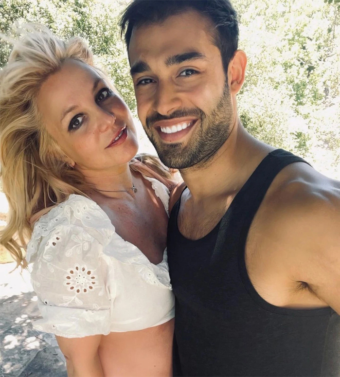 britney spears tung anh khoa than bong mat an mung sau khi bo de bi truat quyen giam ho 4 britney spears tung anh khoa than bong mat an mung sau khi bo de bi truat quyen giam ho 4