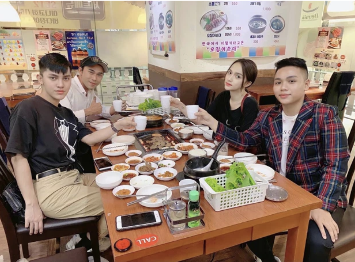 tin tuc giai tri moi nhat ngay 3 10 2021 xon xao hinh anh huong giang tai xuat sau 7 thang o an 1 tin tuc giai tri moi nhat ngay 3 10 2021 xon xao hinh anh huong giang tai xuat sau 7 thang o an 1