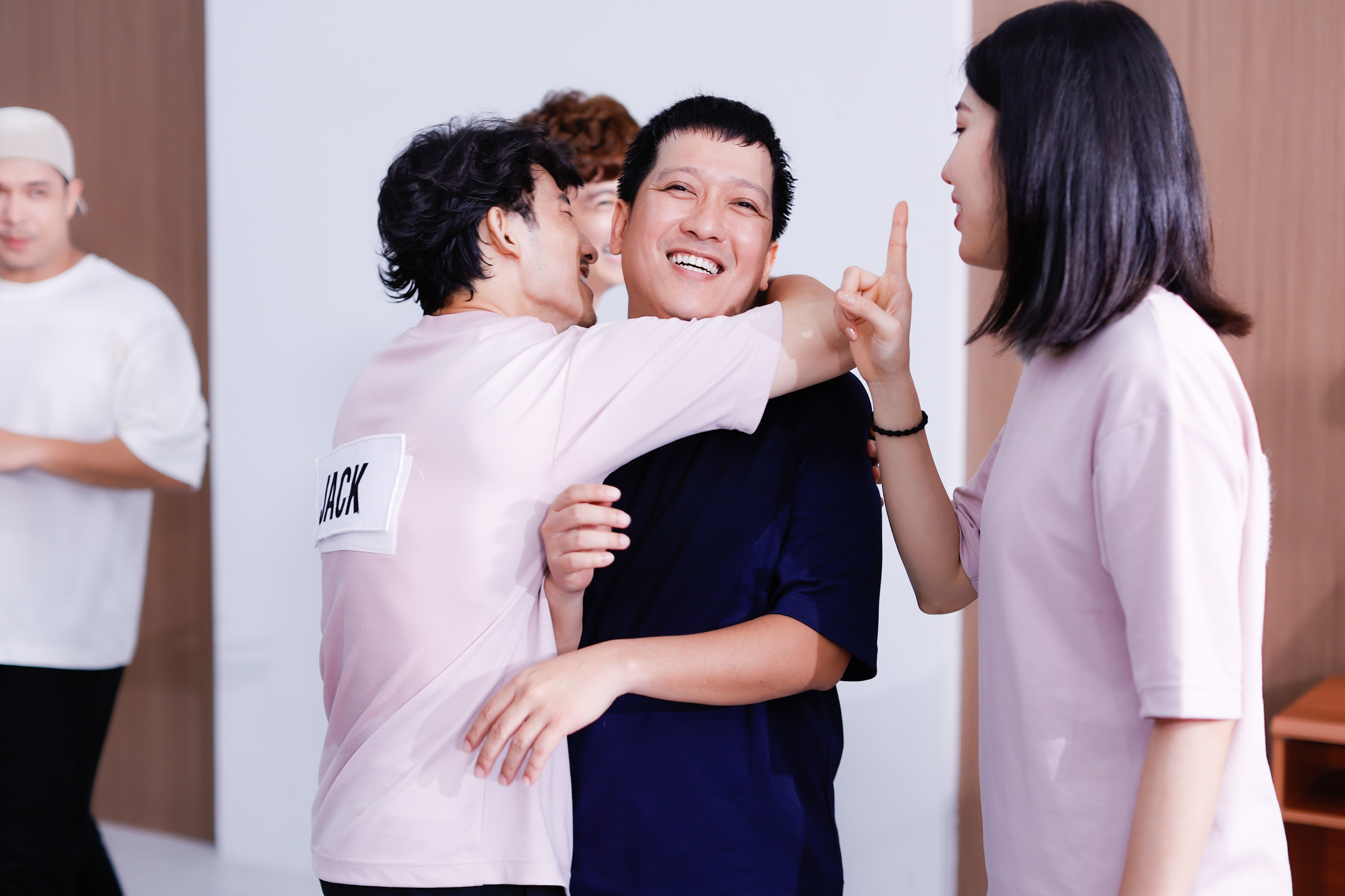 running man vietnam tap 3 bo ba nu than min lan ngoc thuy ngan khien dan nam sinh muon guc nga5 running man vietnam tap 3 bo ba nu than min lan ngoc thuy ngan khien dan nam sinh muon guc nga5