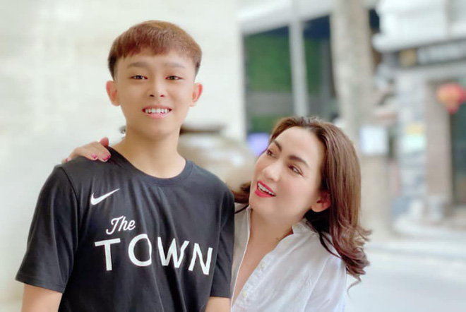 bi so sanh voi ho van cuong giua lum xum cat xe phuong my chi len tieng 4 bi so sanh voi ho van cuong giua lum xum cat xe phuong my chi len tieng 4