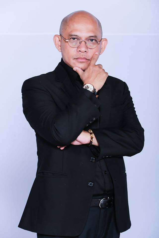 vi sao ong trum dien quan lay biet danh la color man1 vi sao ong trum dien quan lay biet danh la color man1