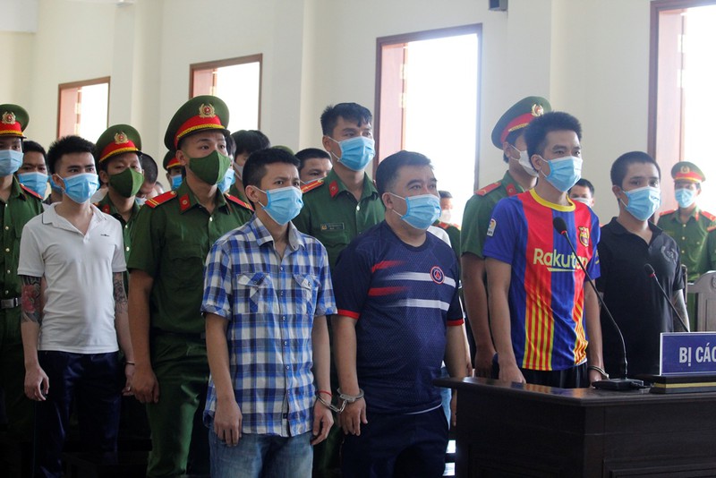 can tho 21 bi cao trong vu chem nguoi no sung cung hau toa1 can tho 21 bi cao trong vu chem nguoi no sung cung hau toa1