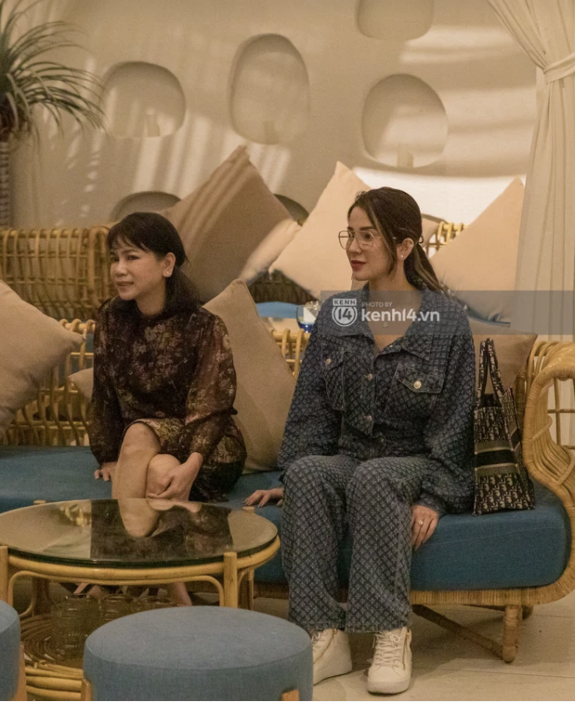 diep lam anh xuat hien cung me chong giua on ao ly hon nhan sac khien ai cung bat ngo3