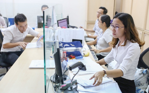dong thap cong chuc vien chuc khong duoc mac quan jeans di lam 1 dong thap cong chuc vien chuc khong duoc mac quan jeans di lam 1