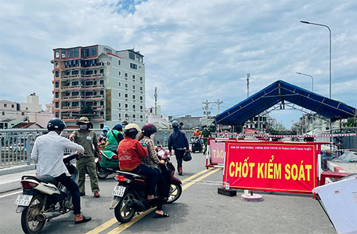 phan thiet chuyen thanh vung cam tu 0h ngay 4 11 lap chot kiem soat ra vao 1 phan thiet chuyen thanh vung cam tu 0h ngay 4 11 lap chot kiem soat ra vao 1