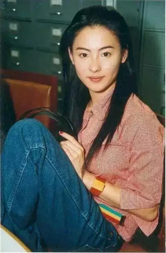 nhan sac truong ba chi o tuoi 20 trong veo dep den nao long khien ai cung ngan ngo 4 nhan sac truong ba chi o tuoi 20 trong veo dep den nao long khien ai cung ngan ngo 4