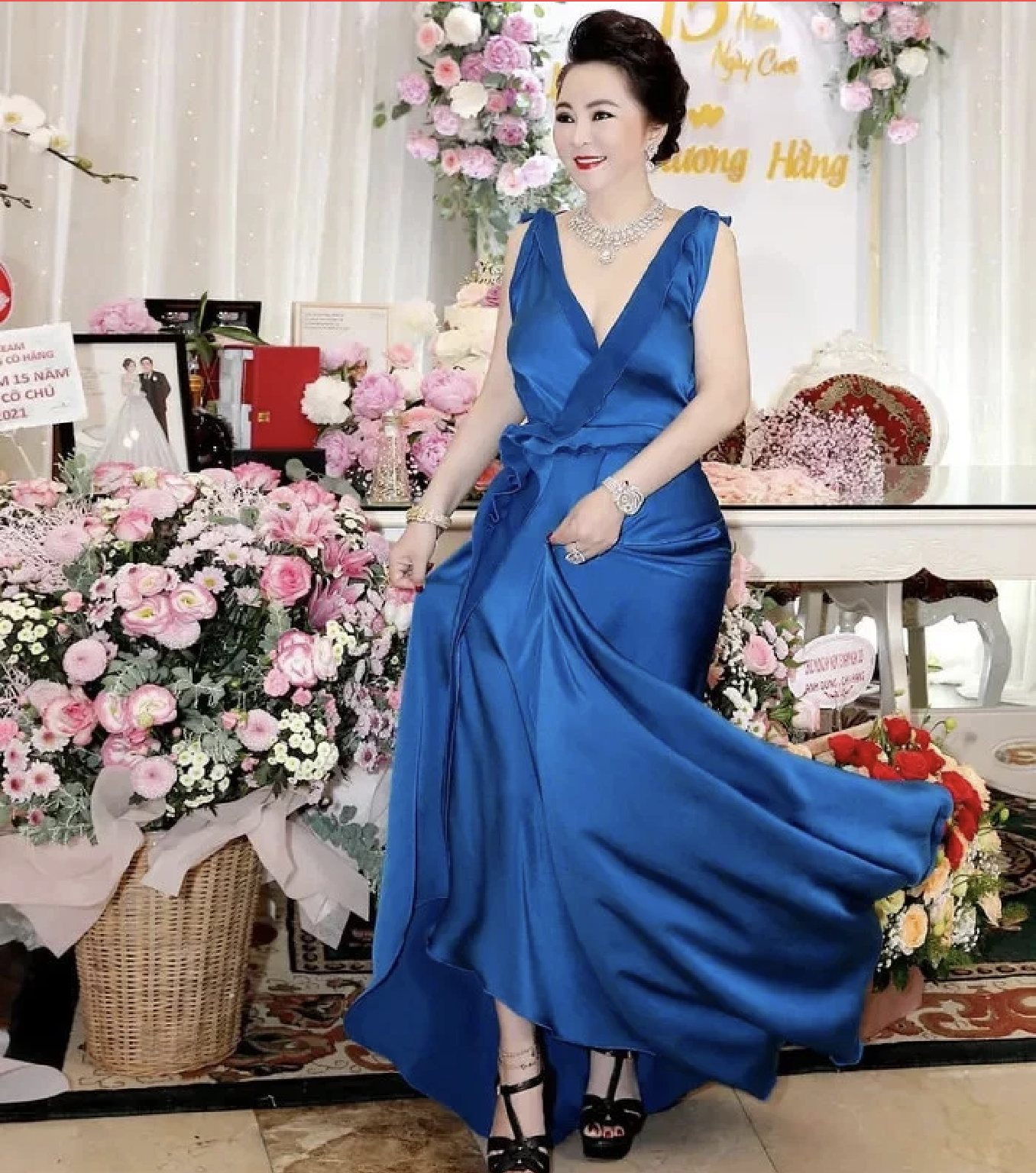 doanh nhan nguyen phuong hang lan dau tiet lo chieu cao va can nang khac han tren livestream2 doanh nhan nguyen phuong hang lan dau tiet lo chieu cao va can nang khac han tren livestream2