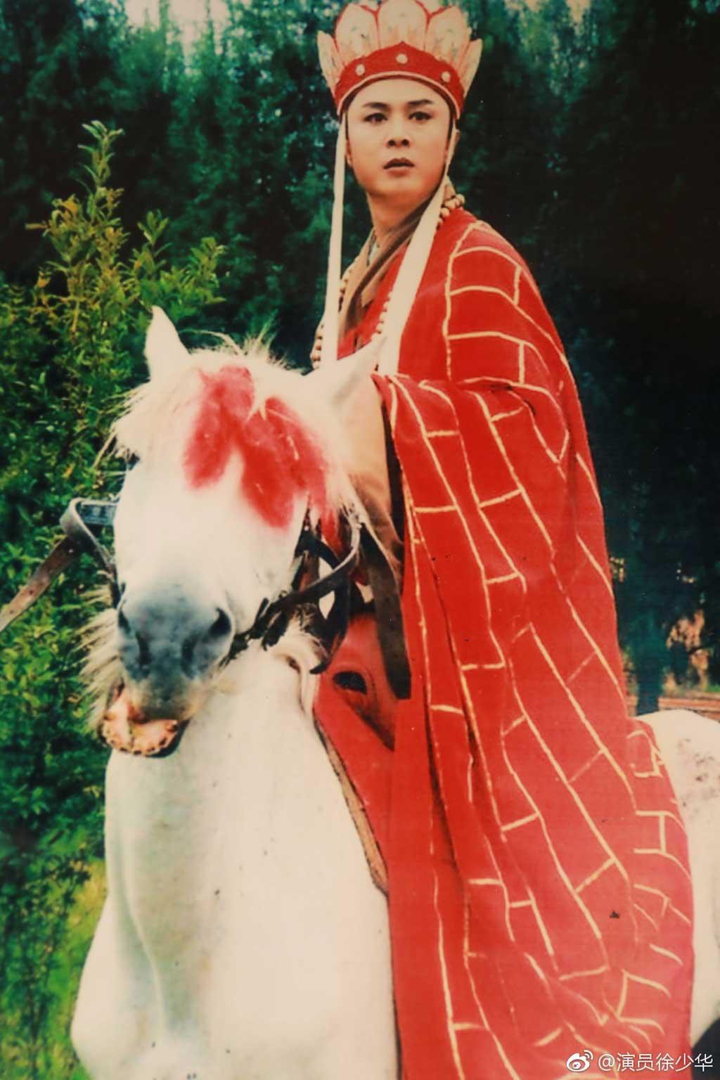 duong tang dien trai nhat trong tay du ky bi khan gia ghe lanh miet mai muu sinh khi ve gia3 duong tang dien trai nhat trong tay du ky bi khan gia ghe lanh miet mai muu sinh khi ve gia3