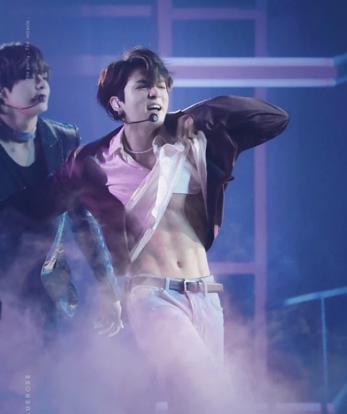 jungkook bts khien fan dung ngoi khong yen voi loat khoanh khac huyen thoai tai le trao giai10 jungkook bts khien fan dung ngoi khong yen voi loat khoanh khac huyen thoai tai le trao giai10
