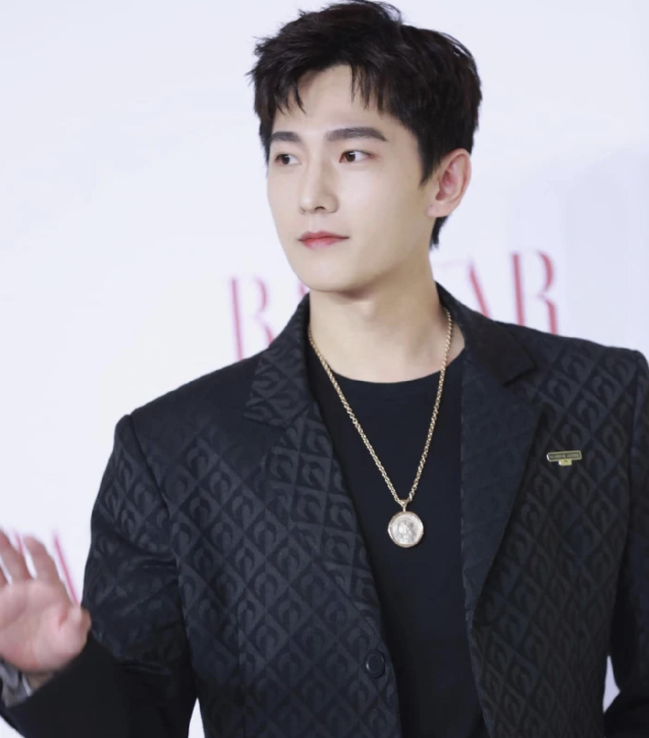 tin tuc sao hoa ngu moi nhat ngay 22 11 fan that vong truoc nhan sac dan cast tien kiem ky hiep so sanh voi luu diec phi4 tin tuc sao hoa ngu moi nhat ngay 22 11 fan that vong truoc nhan sac dan cast tien kiem ky hiep so sanh voi luu diec phi4