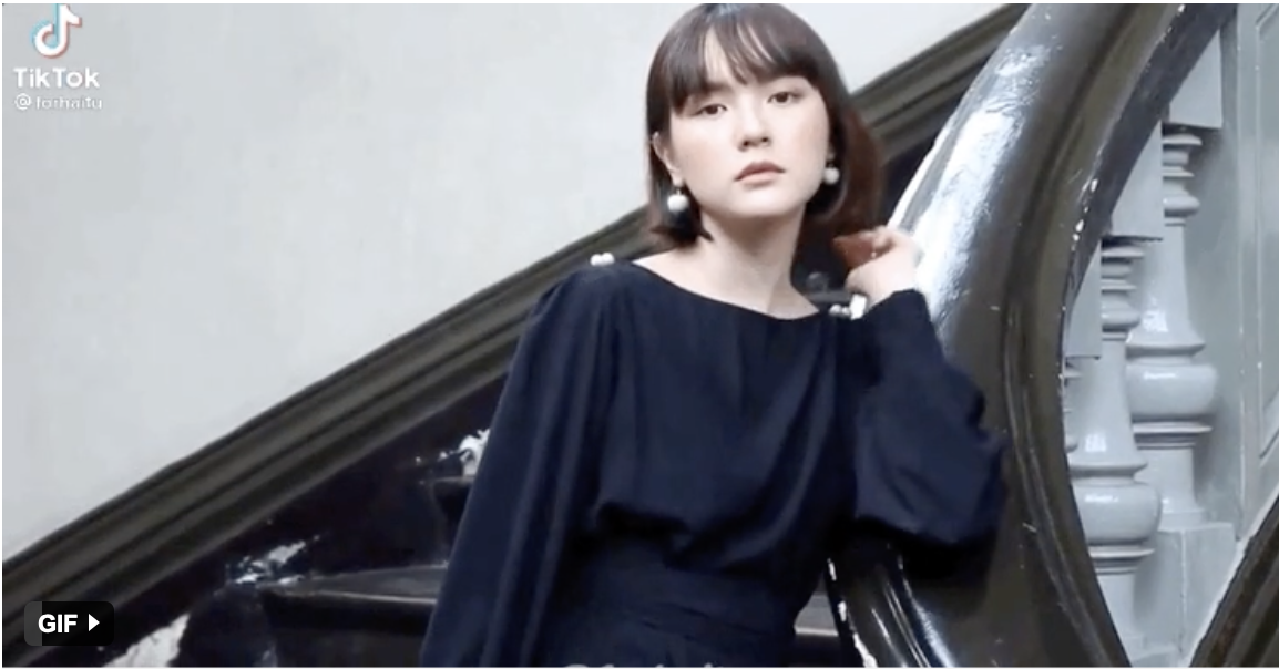 hai tu khoe nhan sac van nguoi me trong clip moi dan mang tiep tuc soi chi tiet dung do doi voi son tung1