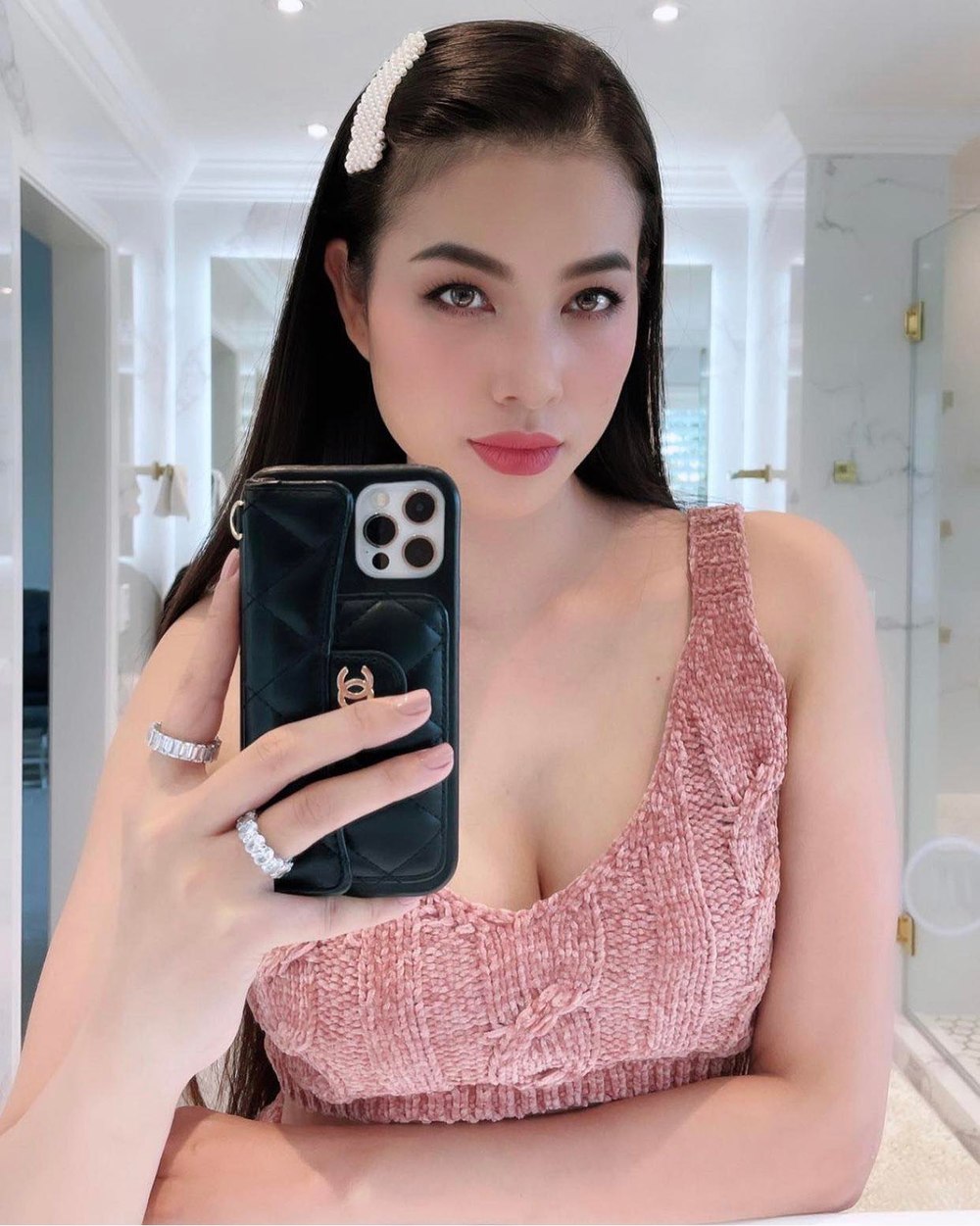 hoa hau pham huong tung anh selfie khoe vong 1 quyen ru me bim sua da lot xac hoan toan1 hoa hau pham huong tung anh selfie khoe vong 1 quyen ru me bim sua da lot xac hoan toan1