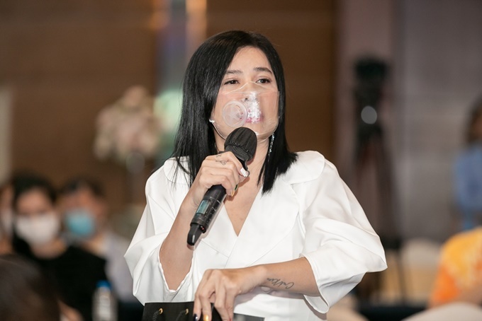 cat phuong kieu minh tuan lo dep nhau tai su kien nguoi trong cuoc noi gi1 cat phuong kieu minh tuan lo dep nhau tai su kien nguoi trong cuoc noi gi1