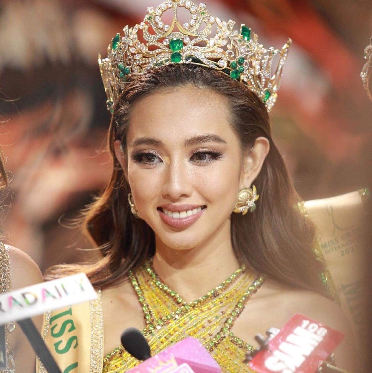 miss grand thuy tien bat ngo nhac ten 1 nam ca si dien trai can nhac ket hop sau khi ve nuoc2