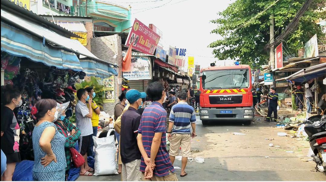 tp hcm chay cua hang dich vu vien thong o quan binh tan thieu rui nhieu tai san tp hcm chay cua hang dich vu vien thong o quan binh tan thieu rui nhieu tai san