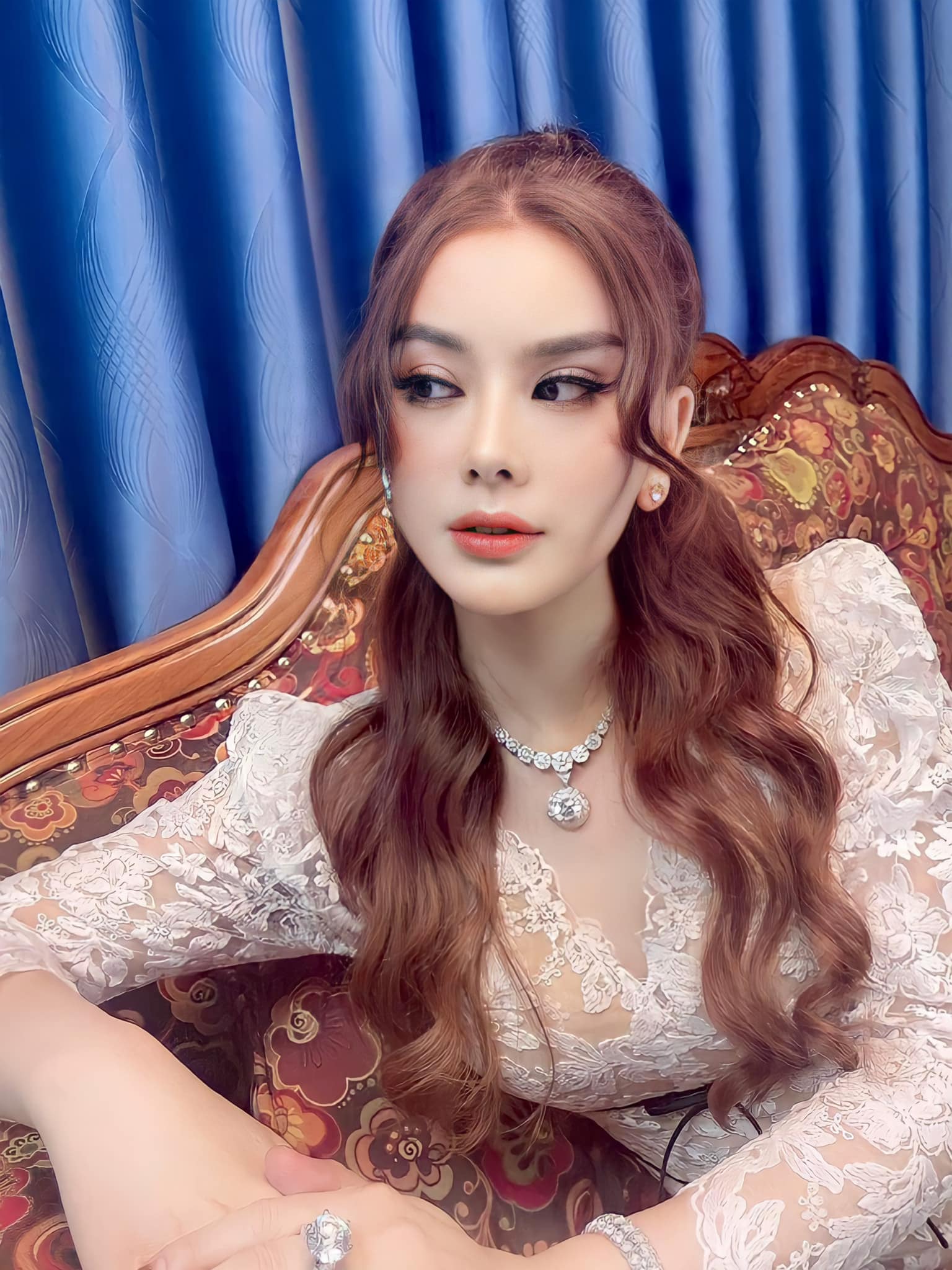 lam khanh chi lo dien tuoi tan tiet lo tinh trang suc khoe sau khi nhiem covid 19 12