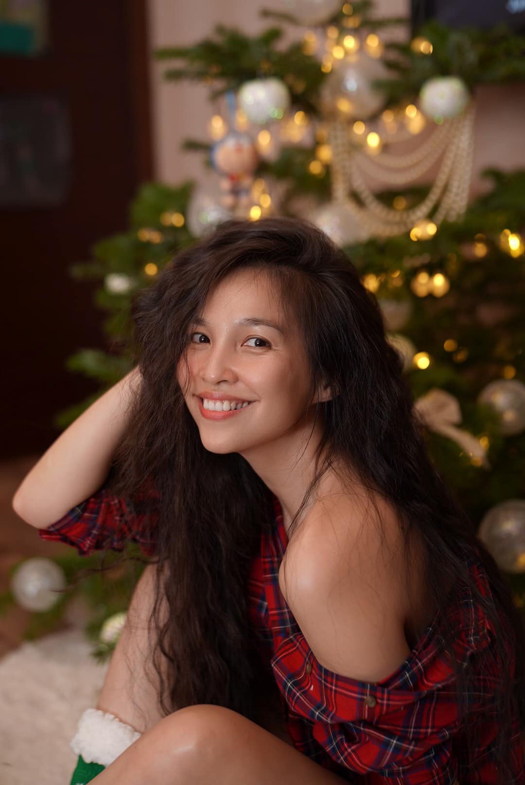 hien thuc pose dang tao bao nhan dip giang sinh khoe body dep bat bai o tuoi 40 3 hien thuc pose dang tao bao nhan dip giang sinh khoe body dep bat bai o tuoi 40 3