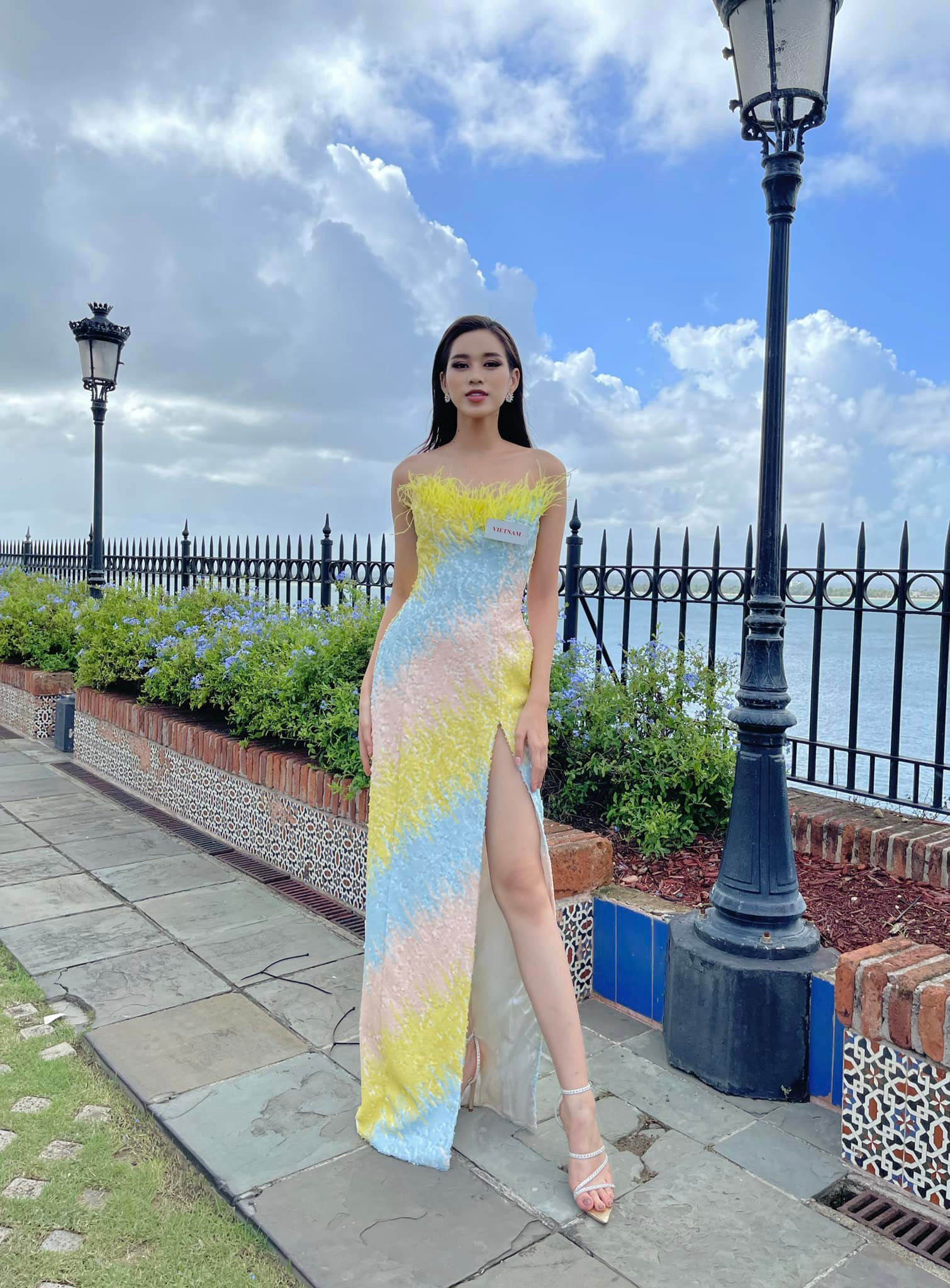 hoa hau do thi ha tiep xuc gan voi cac thi sinh f0 tai miss world 2021 tiet lo tinh trang suc khoe hien tai1