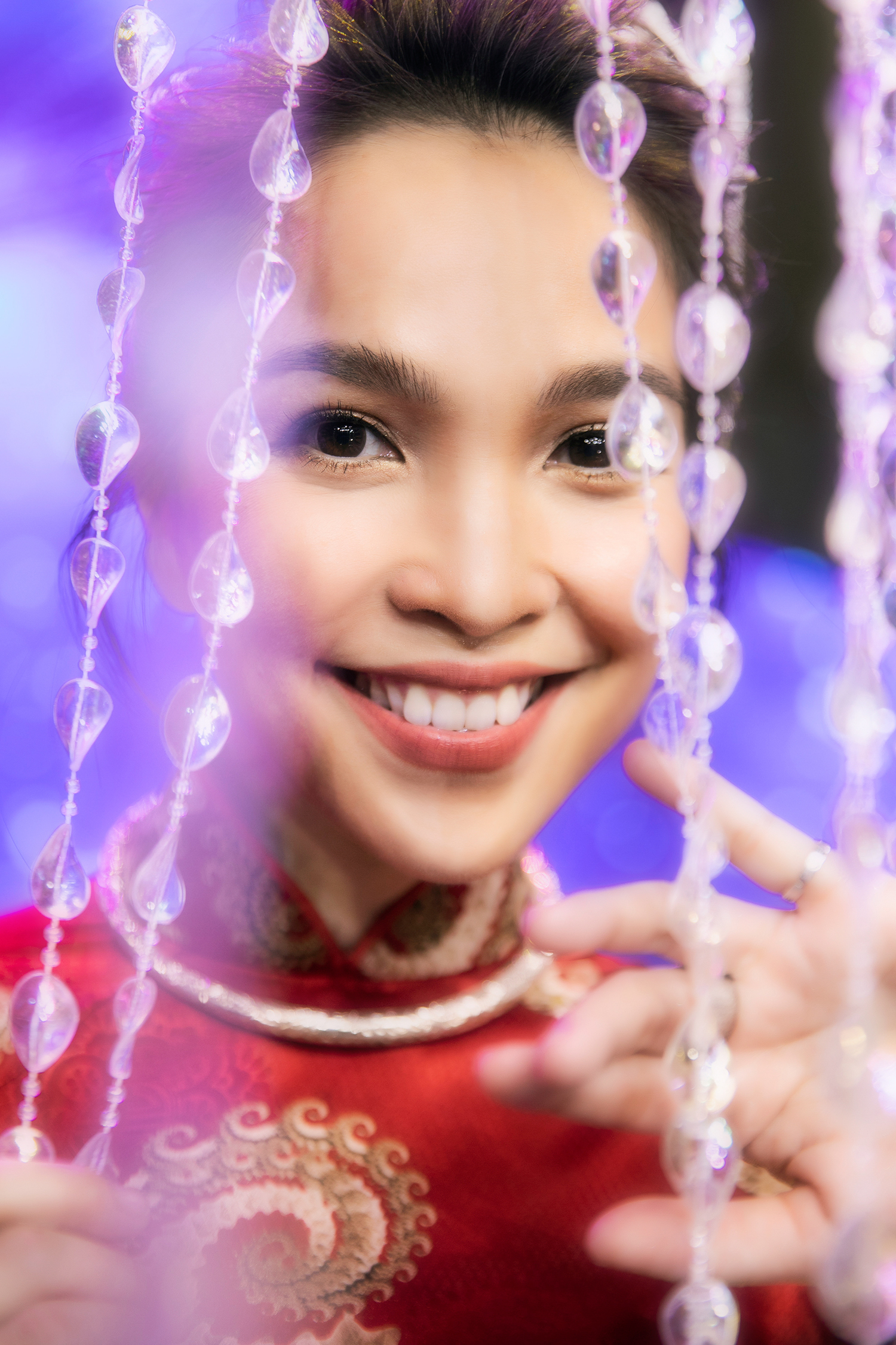 hien thuc hack tuoi voi ao dai don xuan khoe nhan sac tre mai khong gia van nguoi me2