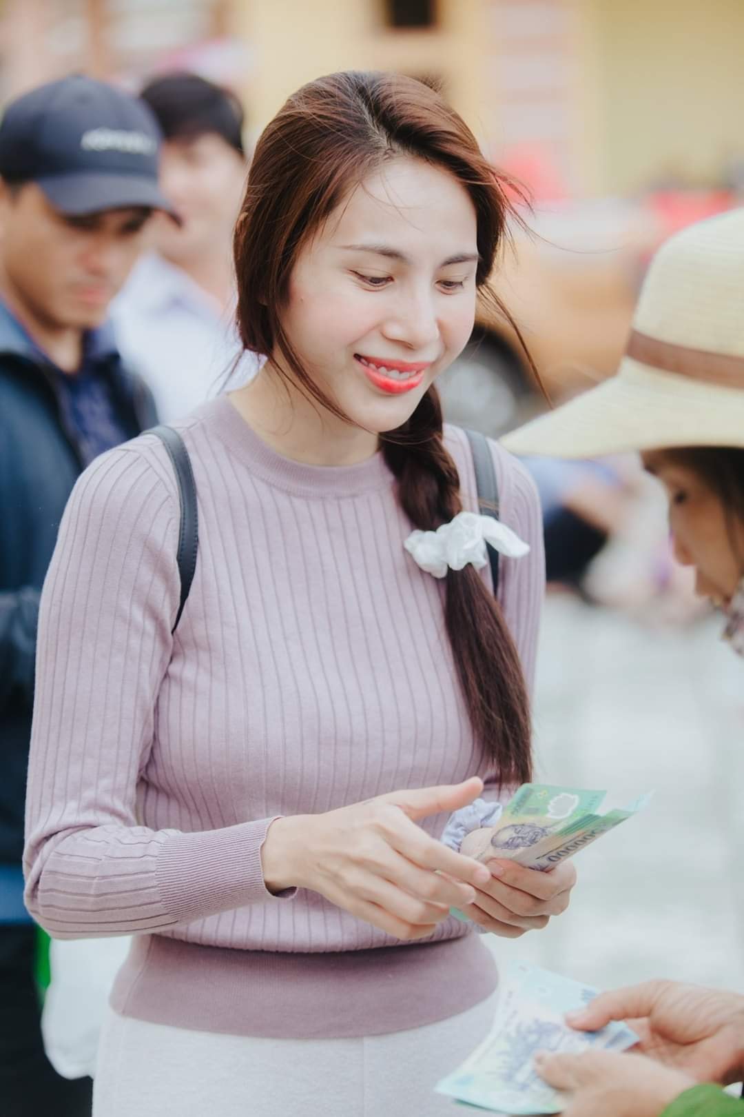 fc thuy tien len tieng vu lam tu thien sau ket luan ban dau cua cong an2 fc thuy tien len tieng vu lam tu thien sau ket luan ban dau cua cong an2