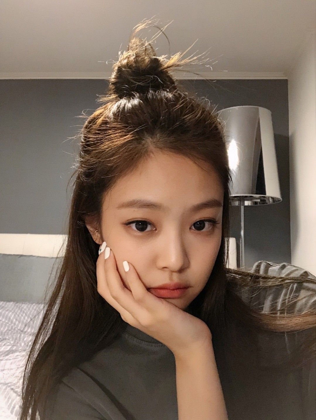 jennie blackpink voi loat kieu toc cho mat tron bau binh don gian nhung lai thanh hot trend9 jennie blackpink voi loat kieu toc cho mat tron bau binh don gian nhung lai thanh hot trend9
