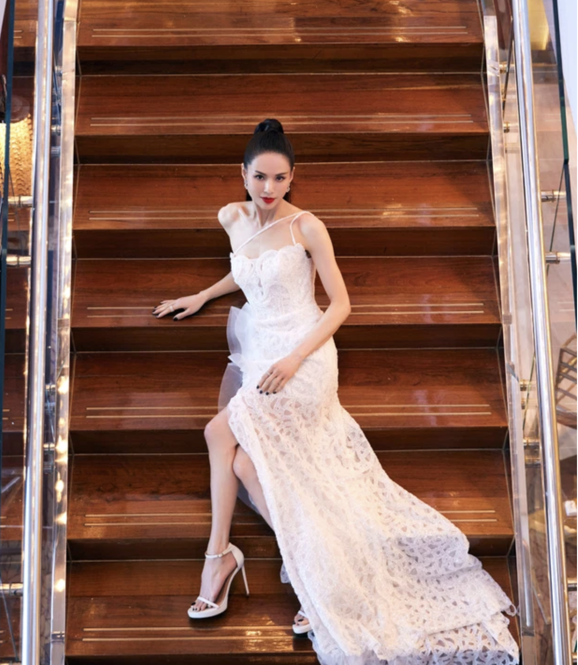 tin tuc sao hoa ngu moi nhat ngay 3 1 2022 chung gia han tran tu dao goi cam tren tham do tvb9 tin tuc sao hoa ngu moi nhat ngay 3 1 2022 chung gia han tran tu dao goi cam tren tham do tvb9