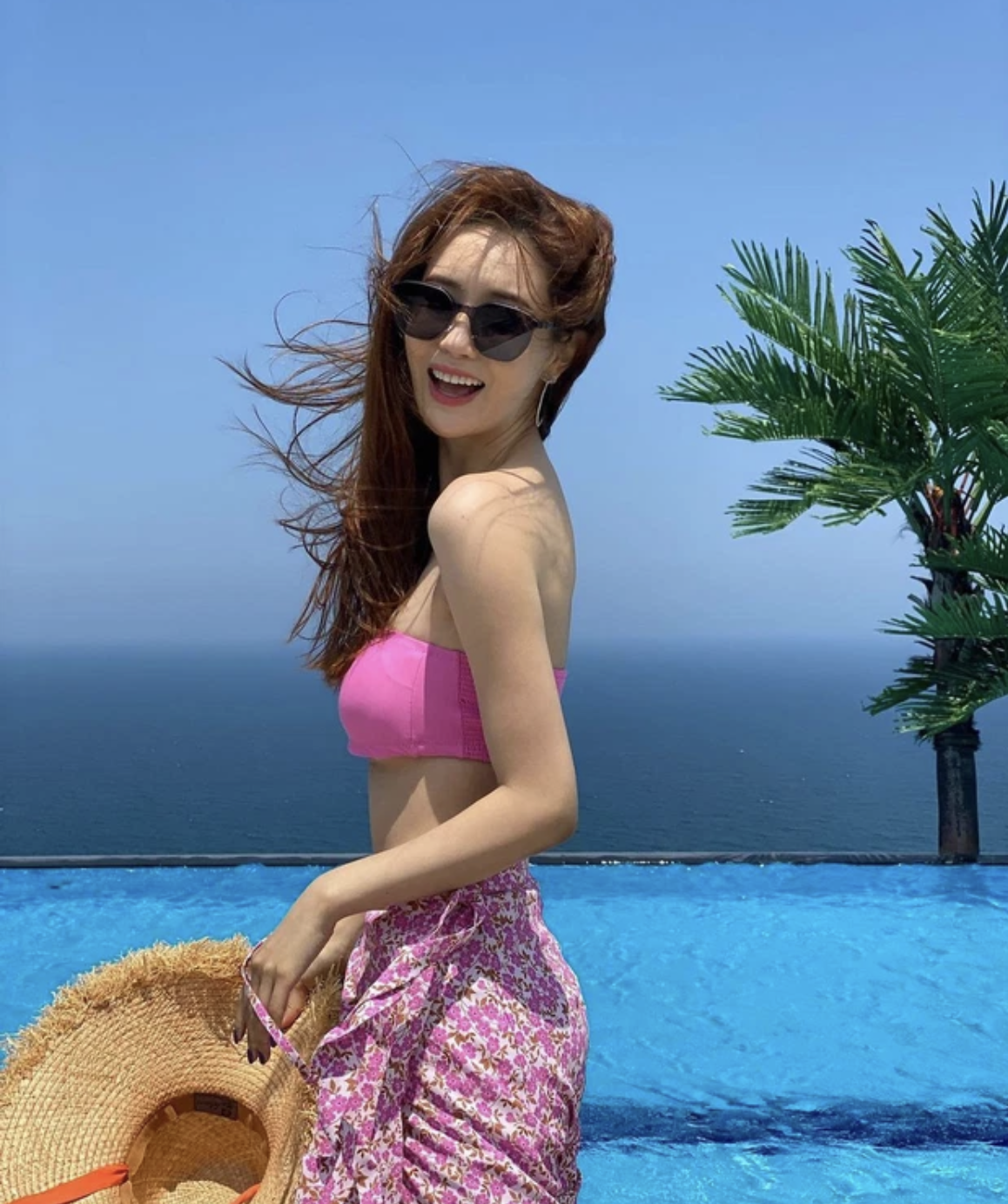 my nhan dao keo xu han lee da hee bat ngo livestream ban my pham gia re5 my nhan dao keo xu han lee da hee bat ngo livestream ban my pham gia re5