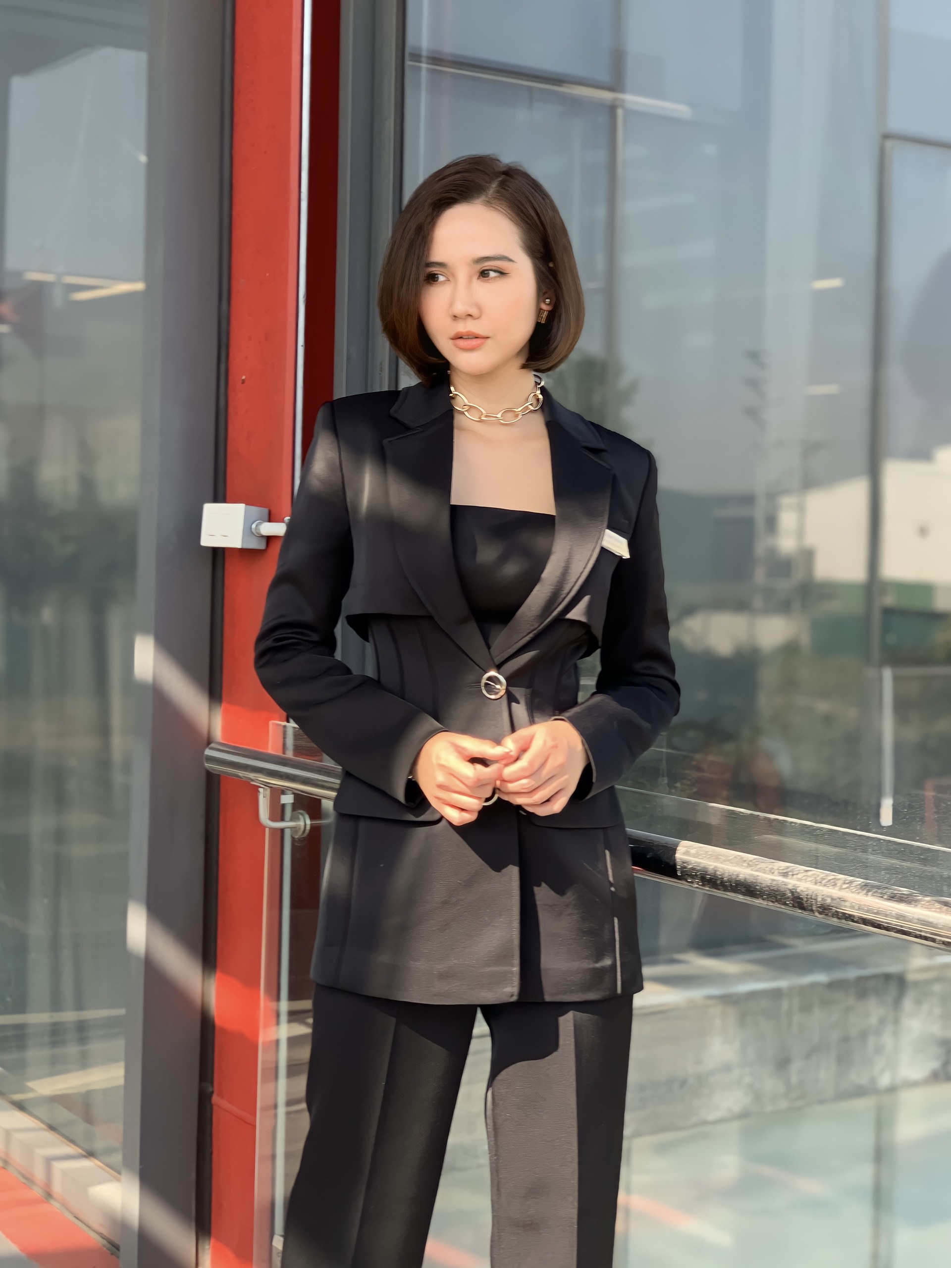 so sanh dien vien thuong ngay nang ve voi ban goc huyen lizzie co the danh bat ac nu kim so yeon11 so sanh dien vien thuong ngay nang ve voi ban goc huyen lizzie co the danh bat ac nu kim so yeon11