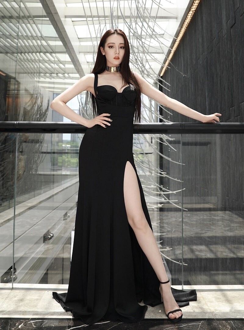dich le nhiet ba dien vay om sat khoe tron body sieu thuc dang nguong mo9 dich le nhiet ba dien vay om sat khoe tron body sieu thuc dang nguong mo9