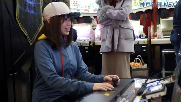 che dan ong cao duoi 1 7m nu game thu nhat ban lap tuc bi sa thai che dan ong cao duoi 1 7m nu game thu nhat ban lap tuc bi sa thai