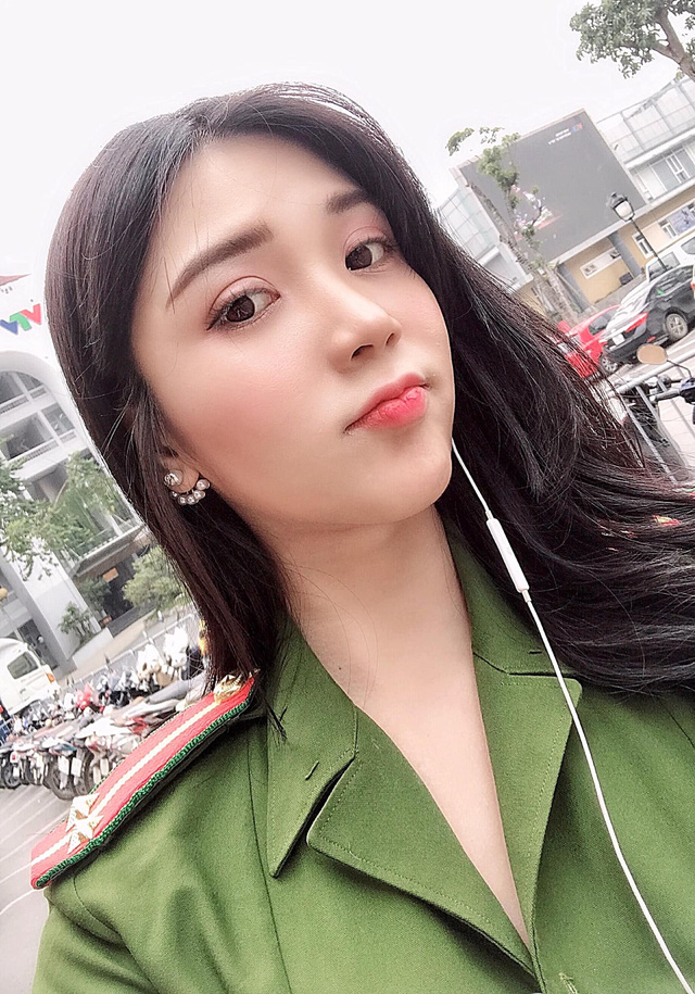 thanh bi thoat mac gai hu hoa than vao vai thieu uy xinh dep trong bao ngam5 thanh bi thoat mac gai hu hoa than vao vai thieu uy xinh dep trong bao ngam5