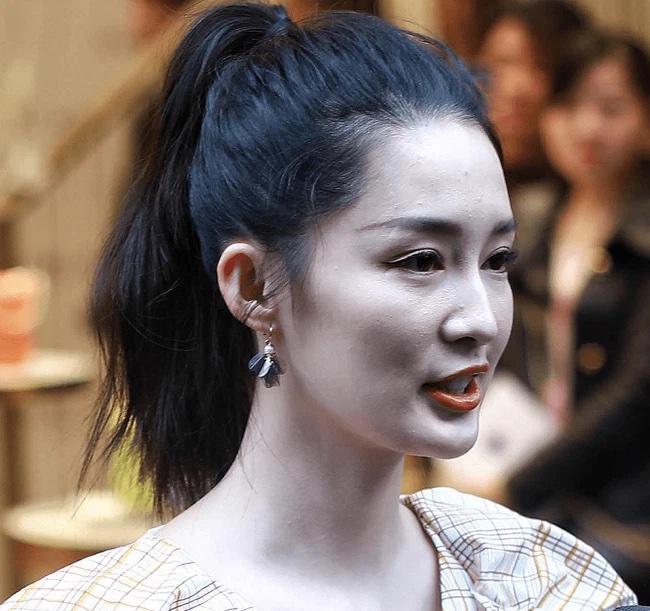 loat anh soi can lan da cua sao hoa ngu dich le nhiet ba lo ro khuyet diem pham bang bang van toa sang5 copy