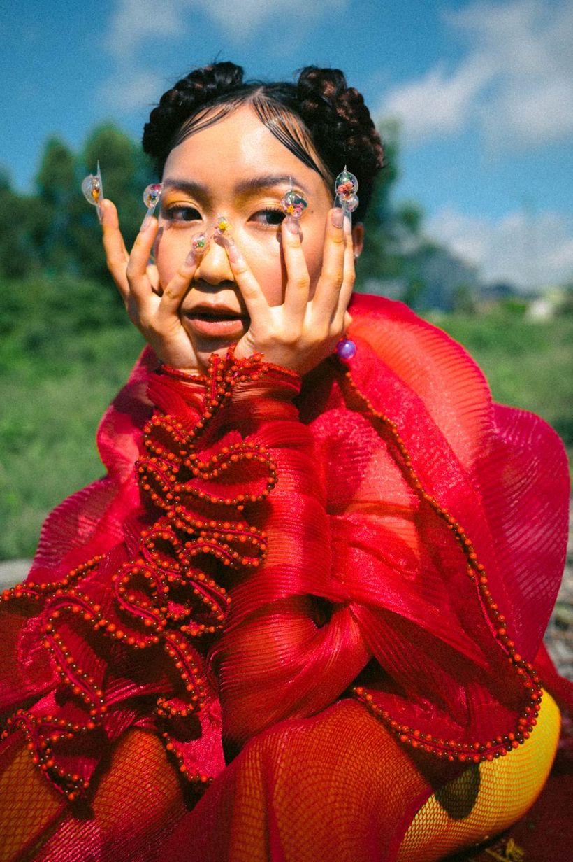 my anh con gai diva my linh khoe anh tinh tu danh tinh ban nam khien nhieu nguoi to mo4 my anh con gai diva my linh khoe anh tinh tu danh tinh ban nam khien nhieu nguoi to mo4