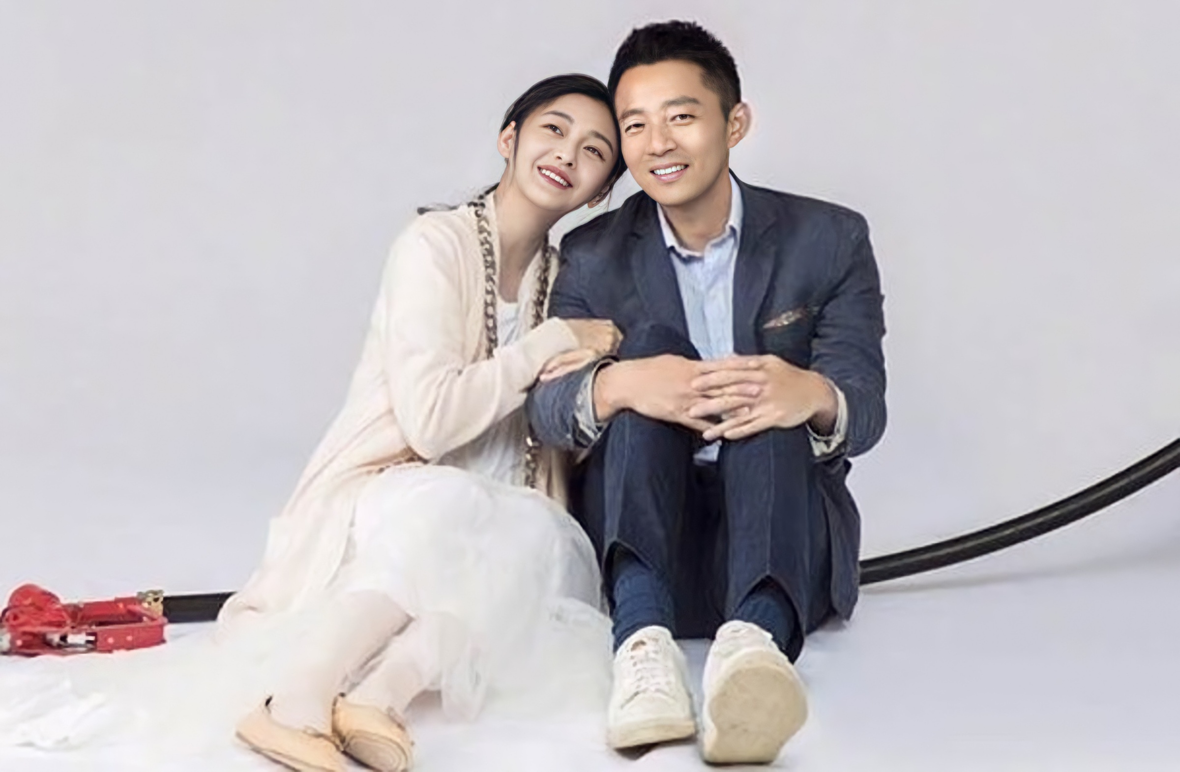 tin tuc sao hoa ngu moi nhat ngay 13 3 2022 uong tieu phi gui loi chuc phuc vo cu tu hy vien1