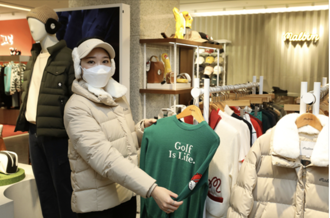 xu huong choi golf thu hut cac co gai tre2 xu huong choi golf thu hut cac co gai tre2