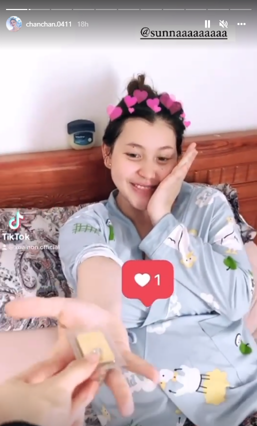 ban than sinh con vo streamer giau nhat viet nam tang luon 1 cay vang1 ban than sinh con vo streamer giau nhat viet nam tang luon 1 cay vang1